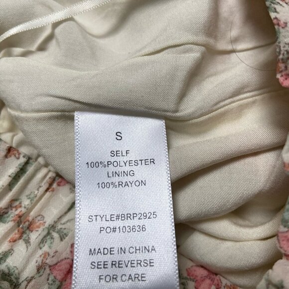 Bailey Rose Floral Elastic Ruffle Waist High Rise Shorts with Liner Size Small - Picture 11 of 11